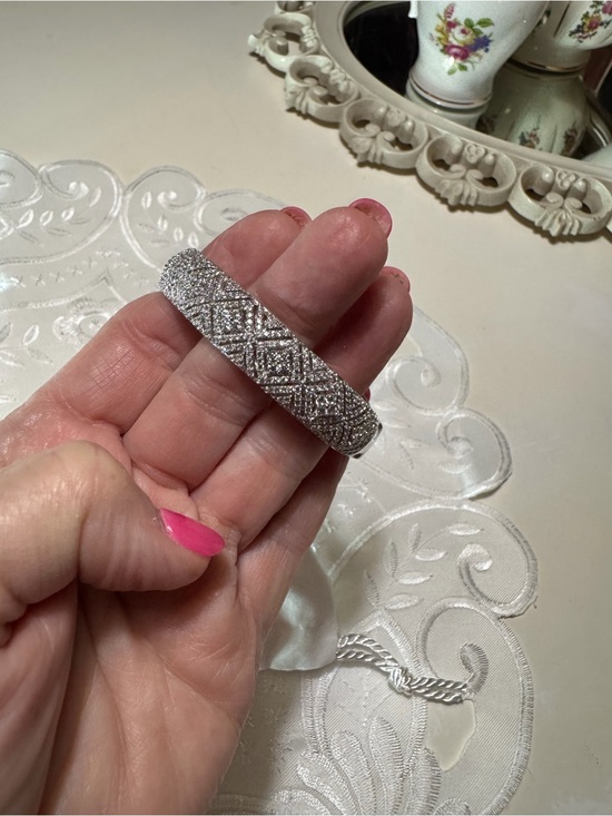 Jewelry - Elegant Silver Pavé Crystal Bangle Bracelet - Silver